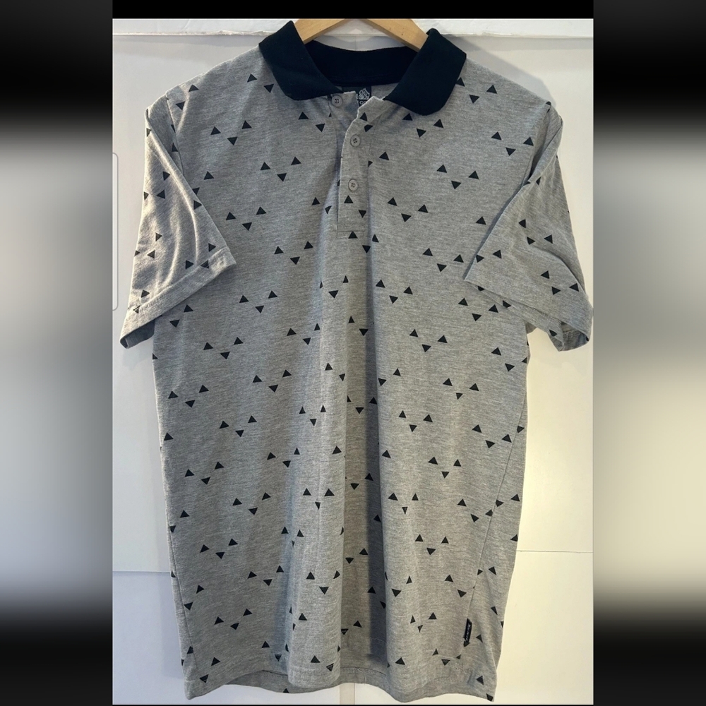 Molokai Surf Co. Shirt Collared Short Sleeve Gray Triangle All Over Polo Size L